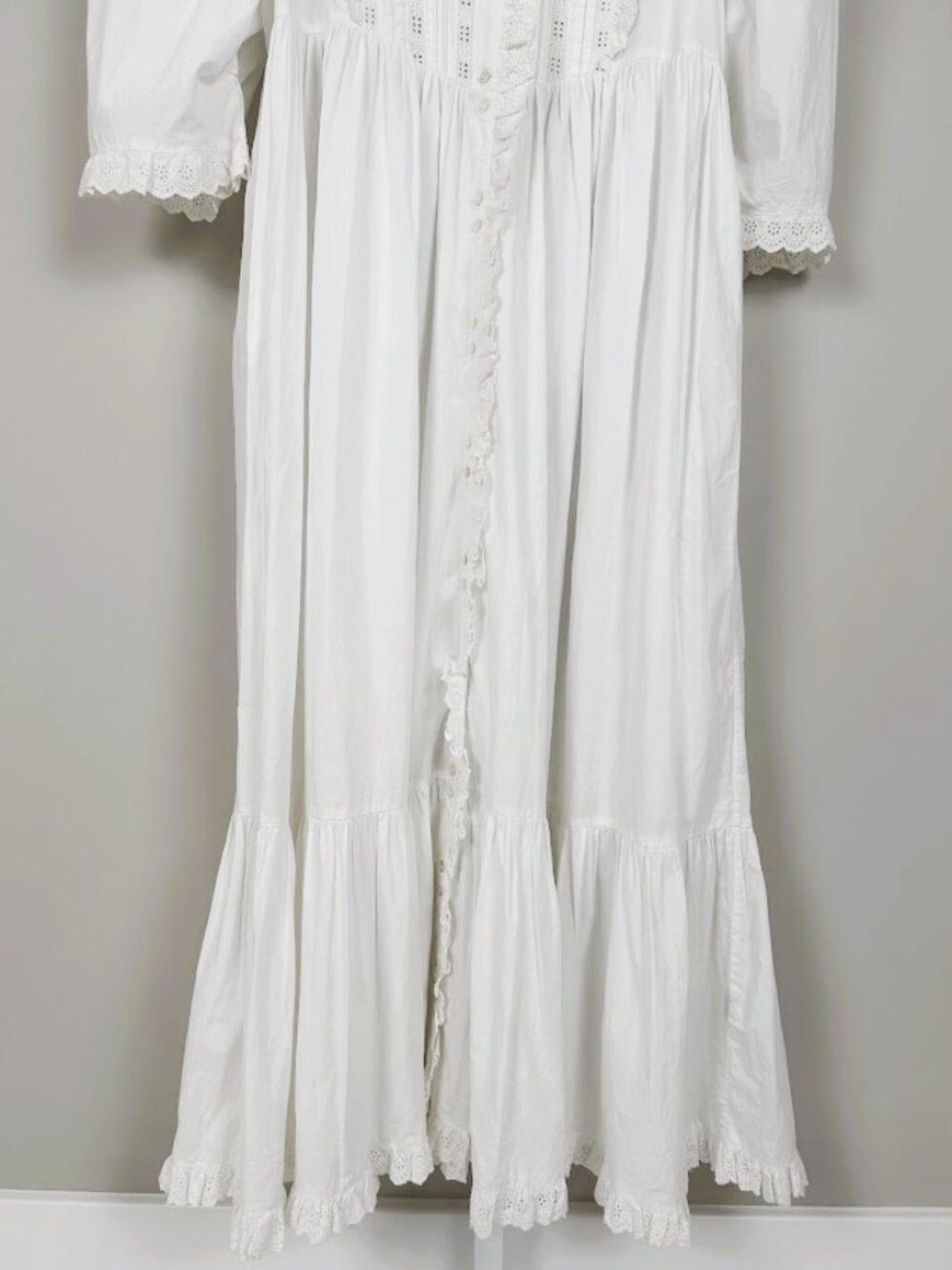 *Sold*NWT DOEN Darby Dress in Powder | Size XL | Vintage-Inspired Eyelet - Picture 6 of 13